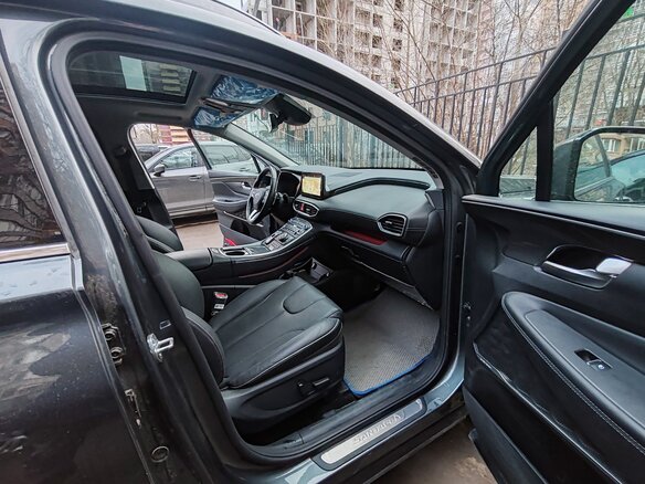 2023 Hyundai Santa Fe IV Рестайлинг, серый, 5380000 рублей - вид 22