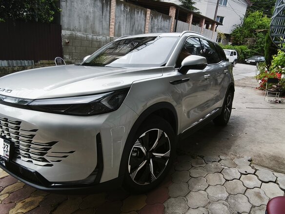 2024 BAIC X75, серебристый, 2250000 рублей - вид 2