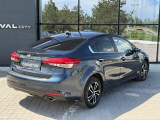2017 Kia Cerato III Рестайлинг (Classic), синий, 999000 рублей, вид 5
