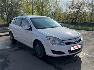 2012 Opel Astra H Рестайлинг, белый, 450000 рублей, вид 4