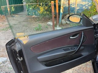 2009 BMW 1 серии 116i I (E81/E82/E87/E88) Рестайлинг, чёрный, 600000 рублей, вид 2