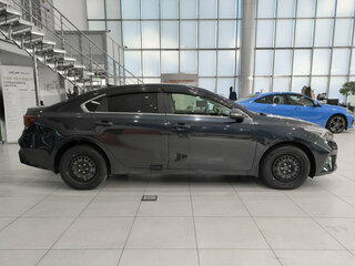 2022 Kia Cerato IV Рестайлинг, синий, 1540000 рублей, вид 4