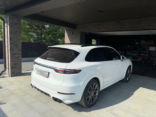 2018 Porsche Cayenne III, белый, 6650000 рублей, вид 3