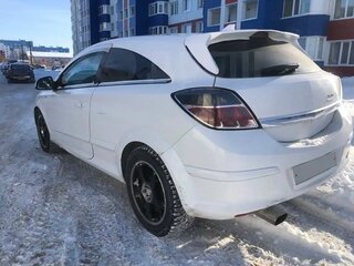 2010 Opel Astra GTC H Рестайлинг, белый, 320000 рублей, вид 2