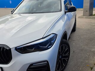 2019 BMW X5 30d IV (G05/G18), белый, 6990000 рублей, вид 1