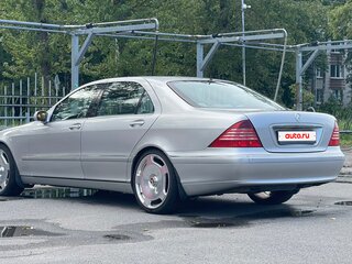 2004 Mercedes-Benz S-Класс 350 Long IV (W220) Рестайлинг, серебристый, 1100000 рублей, вид 4