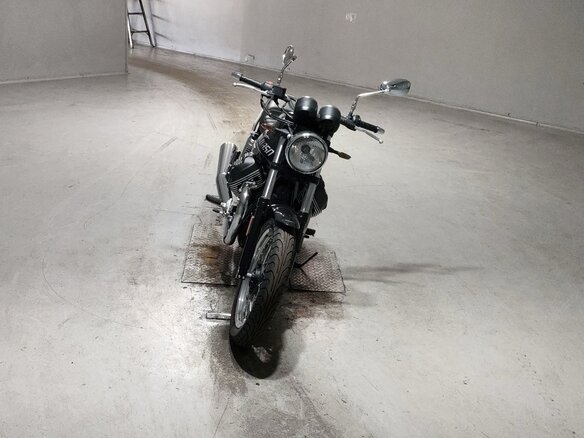 2023 Moto Guzzi V 7, чёрный, 839000 рублей - вид 2