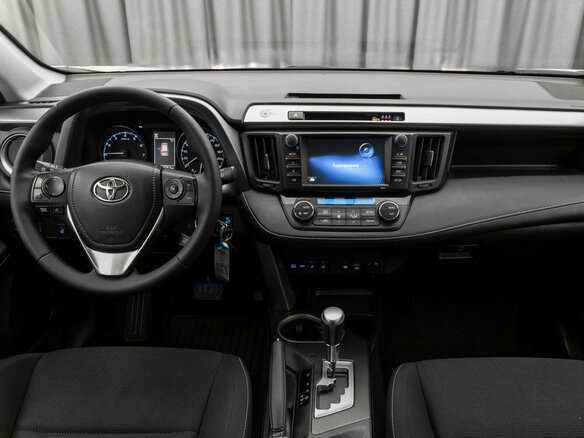 2017 Toyota RAV4 IV (XA40) Рестайлинг, белый - вид 7