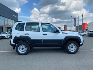 2026 Lada (ВАЗ) Niva Travel I Рестайлинг, белый, 1419000 рублей, вид 5