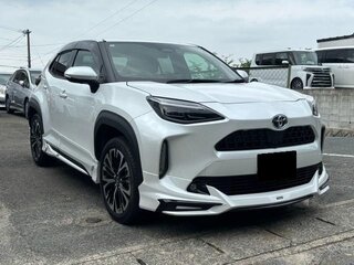 2022 Toyota Yaris Cross I, белый, 1432000 рублей, вид 4