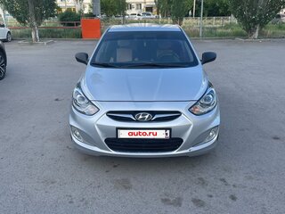 2012 Hyundai Solaris I, серебристый, 600000 рублей, вид 2