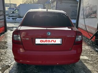2011 Skoda Octavia II (A5) Рестайлинг, красный, 600000 рублей, вид 4