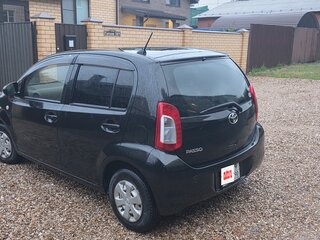2015 Toyota Passo II (C30), чёрный, 625000 рублей, вид 5