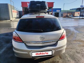 2007 Opel Astra H Рестайлинг, серебристый, 300000 рублей, вид 3