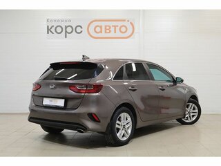 2020 Kia Ceed III, серый, 1575000 рублей, вид 3