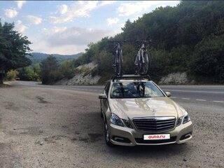 2009 Mercedes-Benz E-Класс 350 IV (W212, S212, C207), бежевый, 1150000 рублей, вид 3