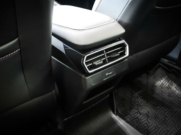 2025 Geely Cityray, белый, 3344990 рублей - вид 21