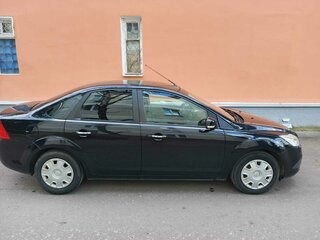 2010 Ford Focus II Рестайлинг, чёрный, 550000 рублей, вид 3