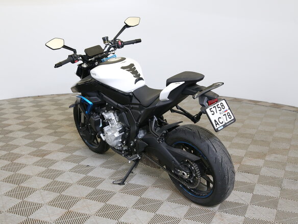 2026 CFMoto 675NK, белый - вид 6