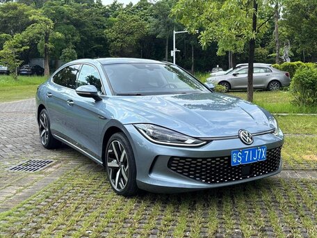 2022 Volkswagen Lamando I Рестайлинг, голубой, 1510000 рублей, вид 3