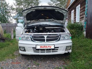 1998 Nissan Presage I, белый, 570000 рублей, вид 1