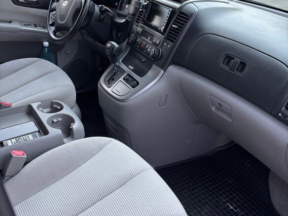 2006 Kia Carnival II, серый, 839000 рублей - вид 6