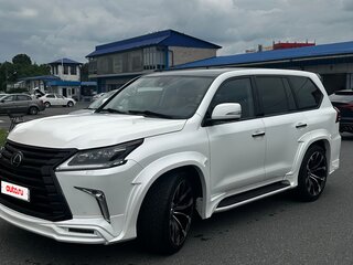 2017 Lexus LX 450d III Рестайлинг 2, белый, 7650000 рублей, вид 3