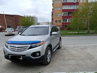 2011 Kia Sorento II, серебристый, 1350000 рублей, вид 2