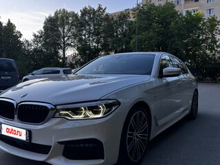 2020 BMW 5 серии 530i VII (G30/G31/G38) Рестайлинг, белый, 4400000 рублей, вид 2
