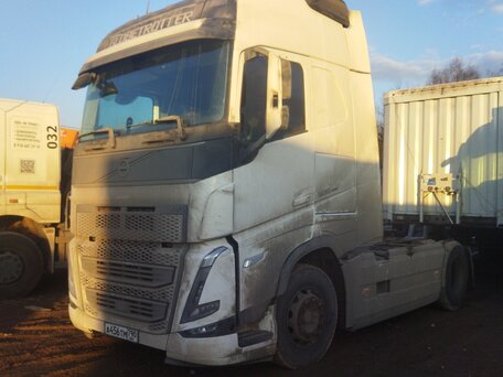 2022 Volvo FH 540, белый, 10383500 рублей, вид 3