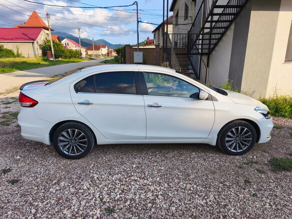 2022 Suzuki Ciaz I Рестайлинг, белый, 1500000 рублей - вид 1