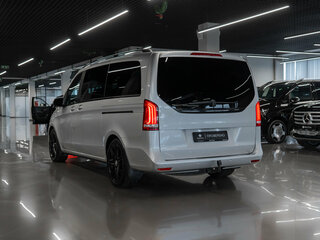 2020 Mercedes-Benz V-Класс Long 300 d длинный III (W447) Рестайлинг, серебристый, 7500000 рублей, вид 4
