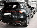 2026 Geely Okavango I Рестайлинг, серый, 4085990 рублей - вид 4