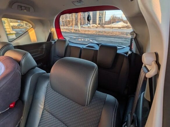 2020 Honda Freed II Рестайлинг, красный, 1500000 рублей - вид 25