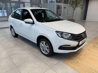 2026 Lada (ВАЗ) Granta I Рестайлинг, белый, 1098000 рублей, вид 3