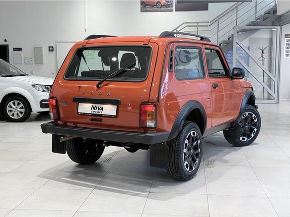 2026 Lada (ВАЗ) Niva Legend Sport I, белый - вид 2