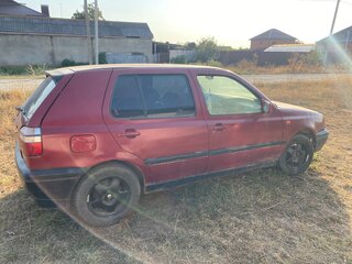 1994 Volkswagen Golf III, пурпурный, 120000 рублей, вид 3