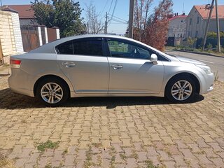 2009 Toyota Avensis III, серебристый, 770000 рублей, вид 4