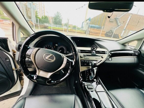 2014 Lexus RX 270 III Рестайлинг, белый, 2450000 рублей - вид 13