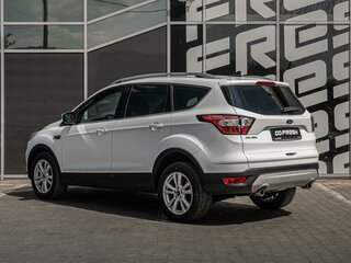 2018 Ford Kuga II Рестайлинг, белый, 1720000 рублей, вид 2