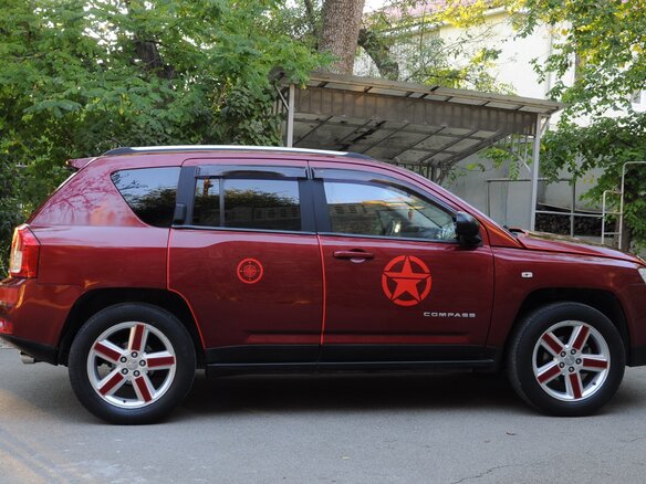 2011 Jeep Compass I Рестайлинг, пурпурный, 1100000 рублей - вид 5