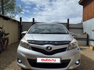 2012 Toyota Vitz III (XP130), серый, 730000 рублей, вид 1