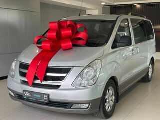 Hyundai H-1 II