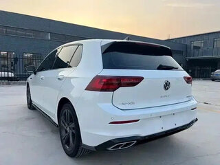 2023 Volkswagen Golf VIII, белый, 1620001 рублей, вид 2