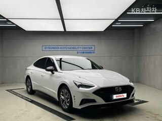 2022 Hyundai Sonata VIII (DN8), белый, 2390000 рублей, вид 1