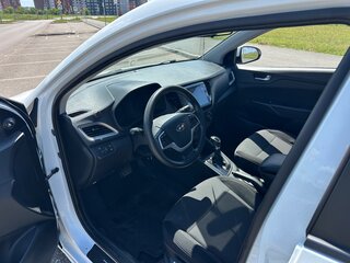 2020 Hyundai Solaris II Рестайлинг, белый, 980000 рублей, вид 5