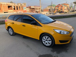 2016 Ford Focus III Рестайлинг, жёлтый, 550000 рублей, вид 3