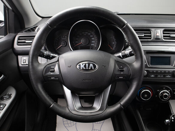 2015 Kia Rio 6-speed III, белый - вид 8