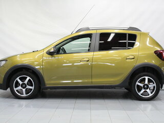 2015 Renault Sandero Stepway II, золотистый, 599000 рублей, вид 5