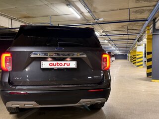 2020 Ford Explorer VI, серый, 3900000 рублей, вид 4